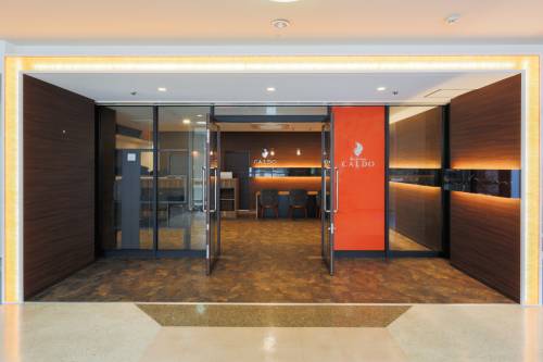 カルド五香店のエントランス