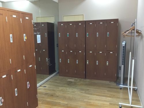 zen placeのロッカールーム