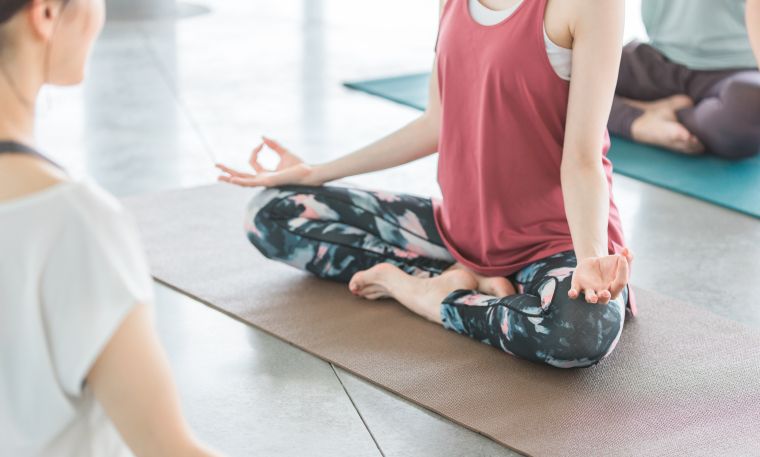 ホットヨガのレッスン